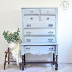 Dixie Belle Savannah Mist vopsea creta mobila bleu-gri 473ml mat
