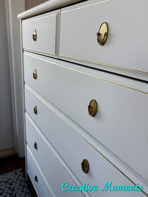 Dixie Belle Gold Marker auriu pentru contur si stencil
