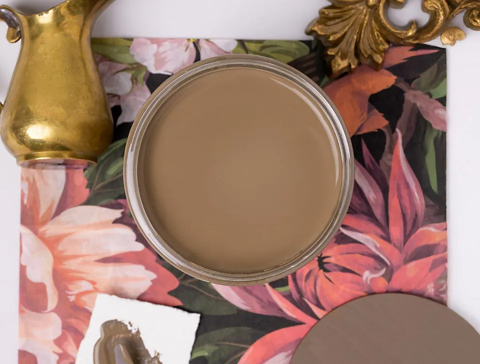 Dixie Belle Silk Truffle vopsea mobila 473 ml maro inchis