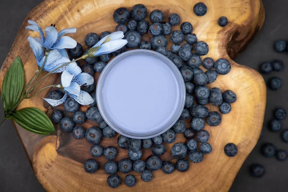 Dixie Belle Chalk Mineral Paint Blueberry vopsea cretă 473 ml gri-albastră