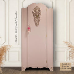 Dixie Belle Silk All-In-One Conch vopsea minerală 473 ml roz