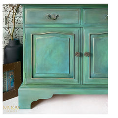Dixie Belle Terra Blue Moon vopsea creta albastru-gri mat