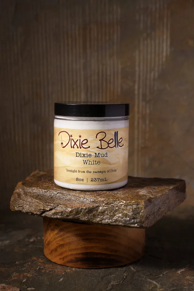 Dixie Belle Mud chit reparatii alb textura mobila