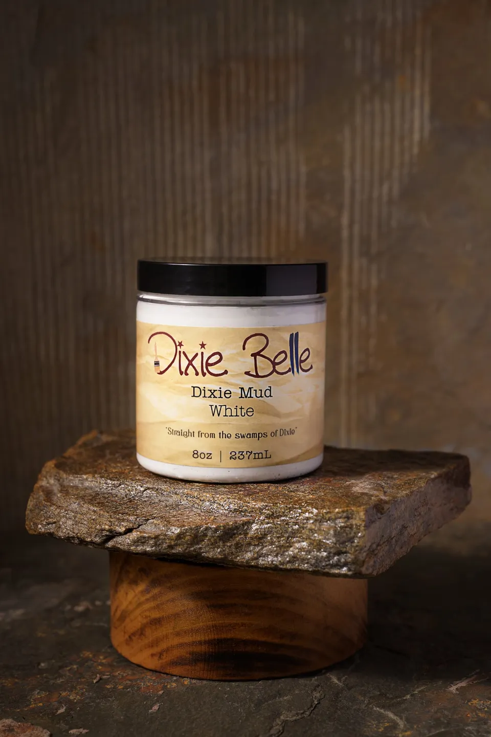 Dixie Belle Mud chit reparatii alb textura mobila