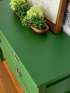 Dixie Belle Chalk Evergreen vopsea verde 473 ml
