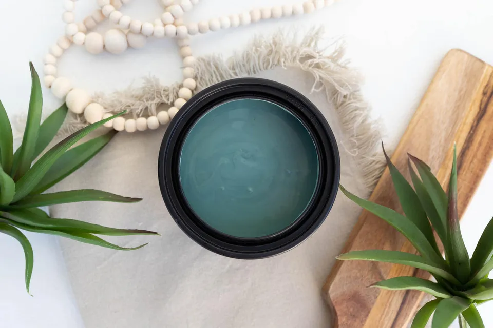 Dixie Belle Terra Clay Blue Agave vopsea lut albastru-verde