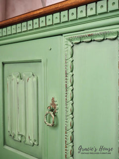 Dixie Belle Chalk Mineral Farmhouse Green vopsea cretă mată