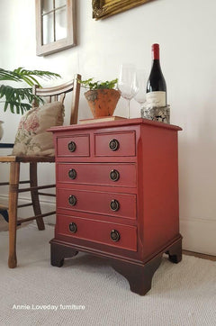 Dixie Belle Chalk Mineral Paint Barn Red vopsea rosie 473 ml